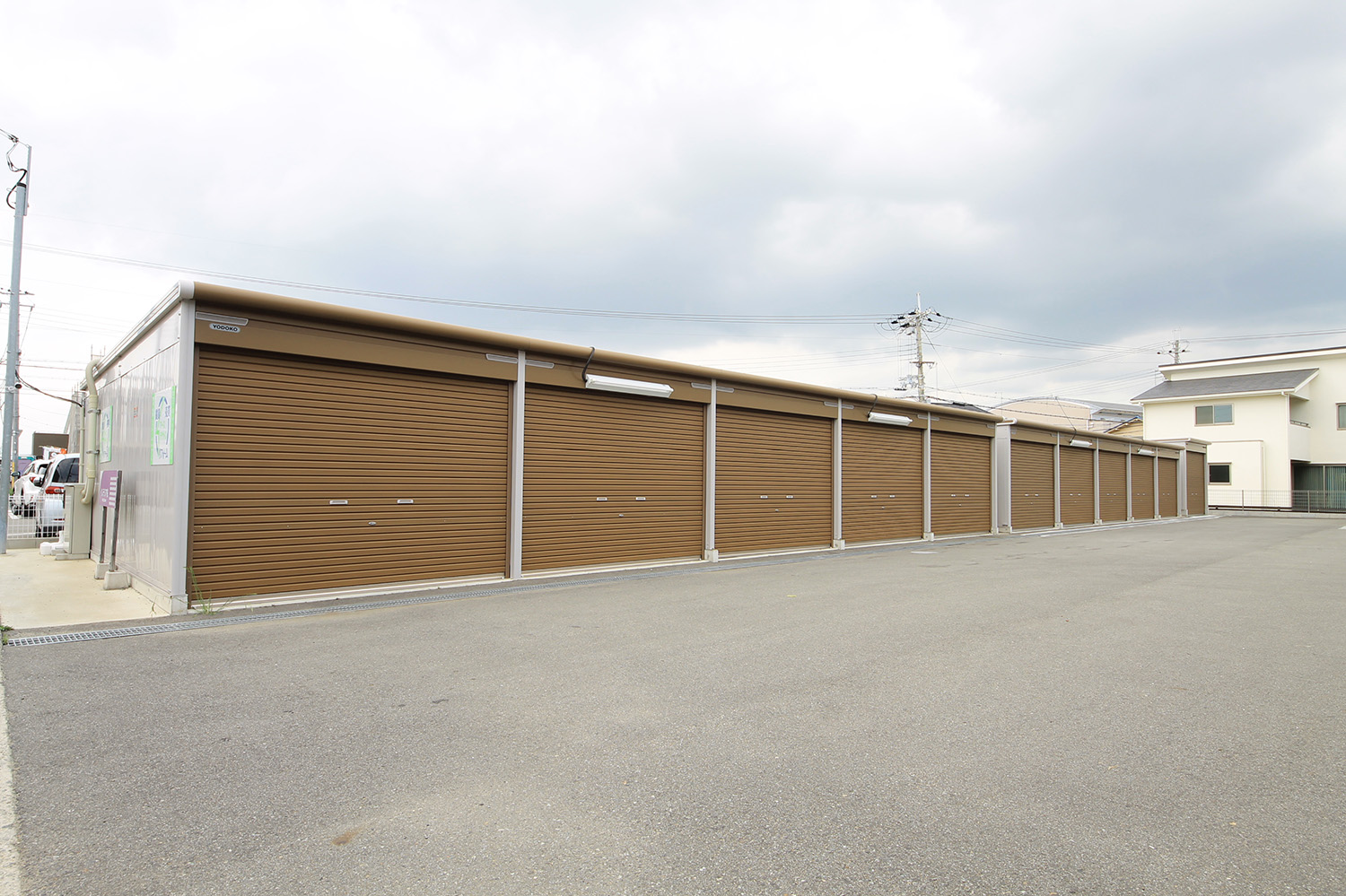 記事 魚住町清水 シャッターガレージのアイキャッチ画像